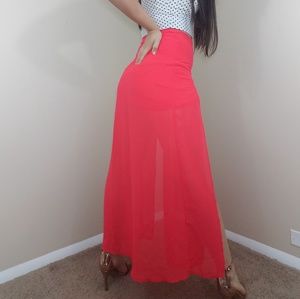Very Vibrant 2 Slit Skirt